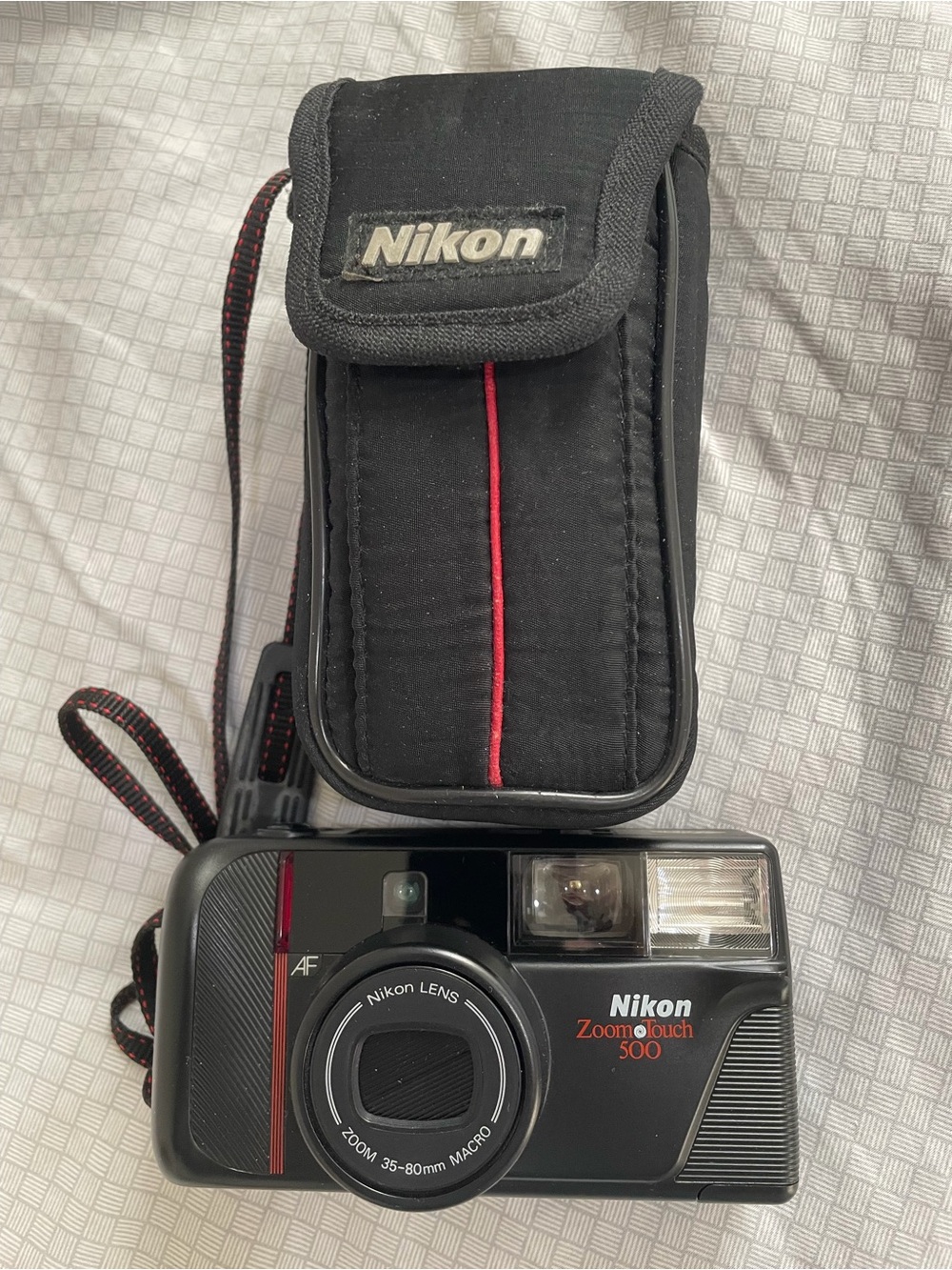 Vintage Nikon Zoom Touch 500 AF 35mm Film Camera 35-80mm Macro + Case